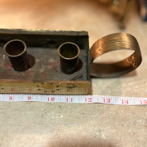 Vintage made in Sweden brass 4 candle holder - Picture 10 of 11